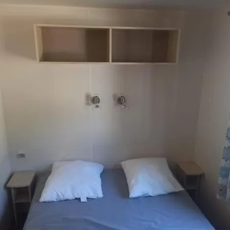 Famille Peeters مكان تخييم